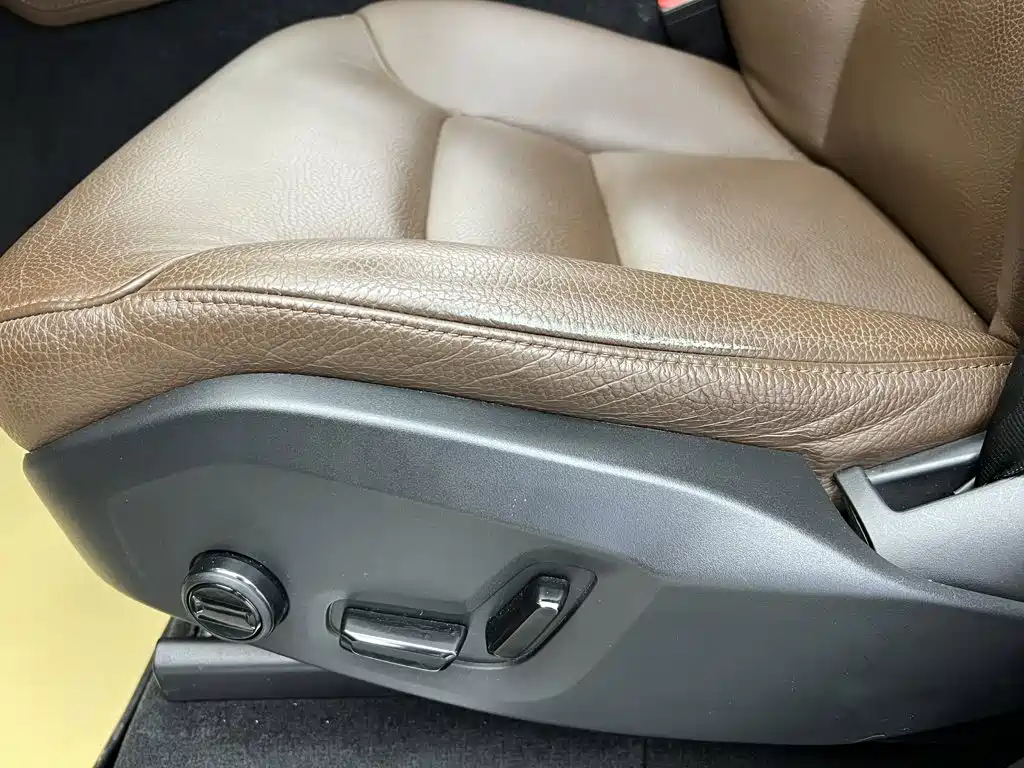 Volvo XC90 — миниатюра 34