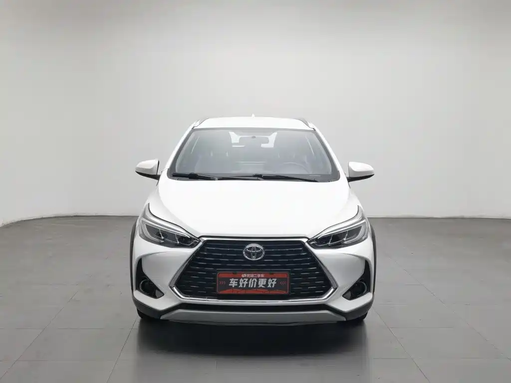 Toyota Yaris L — миниатюра 3