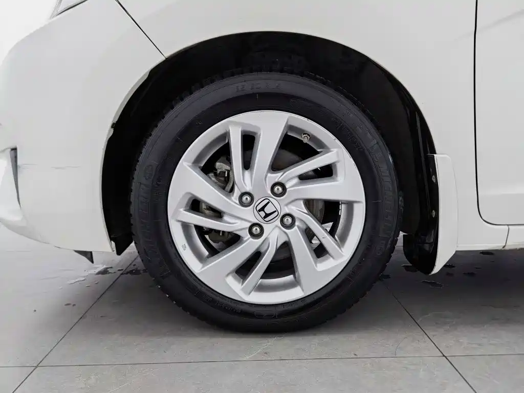 Honda Fit — миниатюра 17