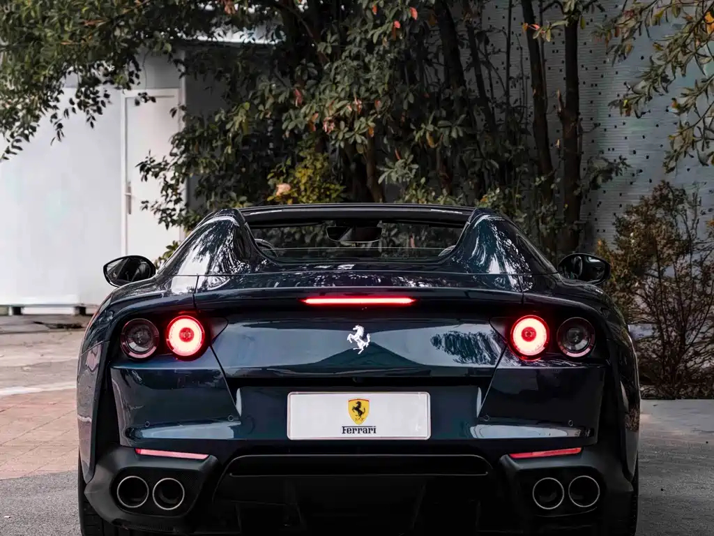 Ferrari 812 — миниатюра 9