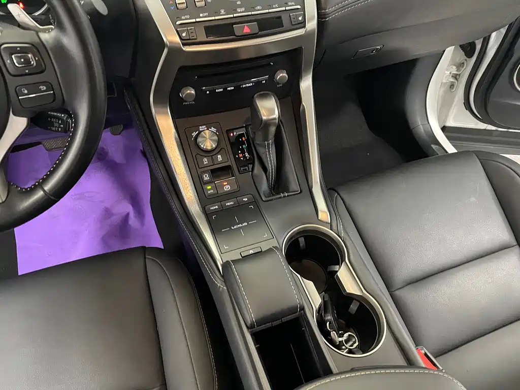 Lexus NX — миниатюра 11