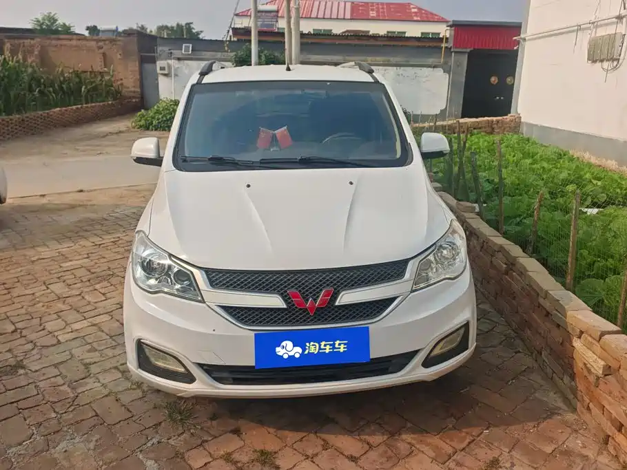 Wuling Hongguang — миниатюра 2