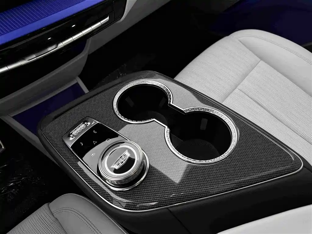 Cadillac IQ — миниатюра 11