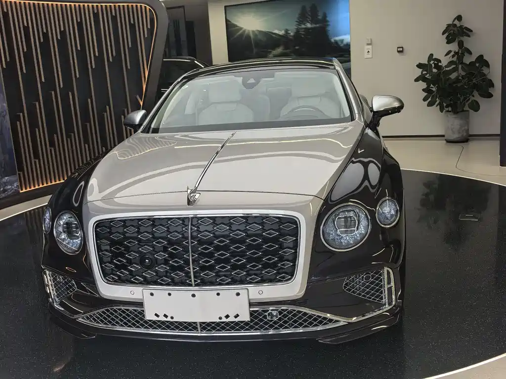 Bentley Flying Spur 2026 4.0T V8 Mulliner