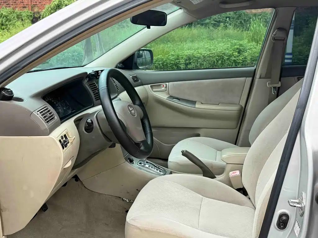 Toyota Corolla — миниатюра 8
