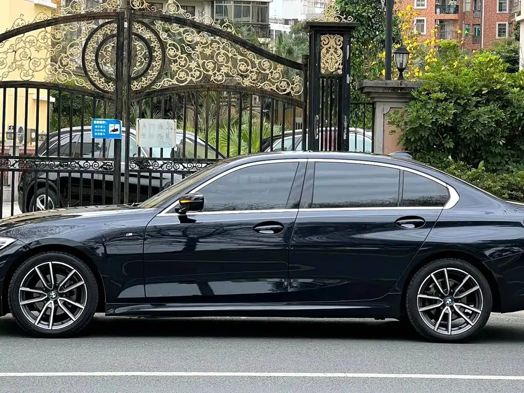 BMW 3 Series — миниатюра 3