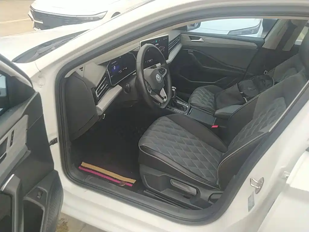 Volkswagen Sagitar — миниатюра 16