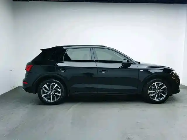 Audi Q5L 2023 40T Luxury