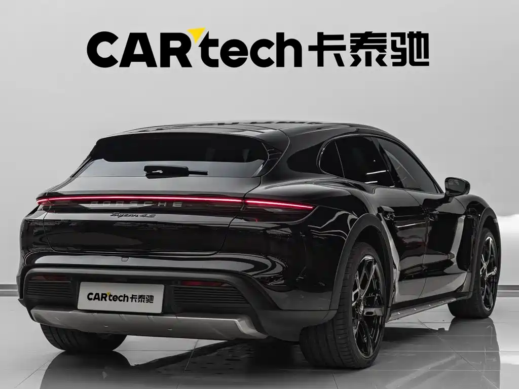 Porsche Taycan — миниатюра 6