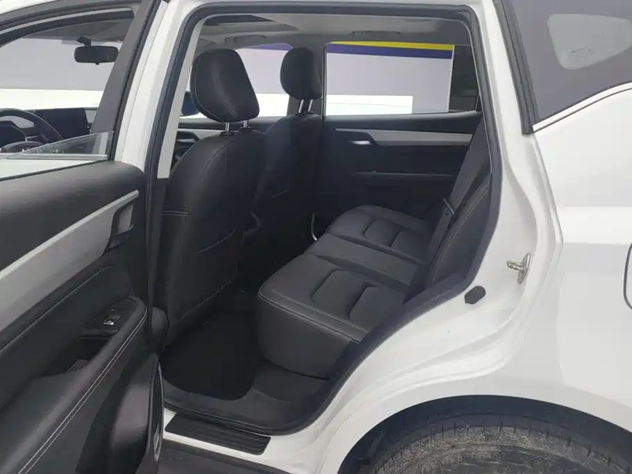 Geely Vision X6 — миниатюра 11