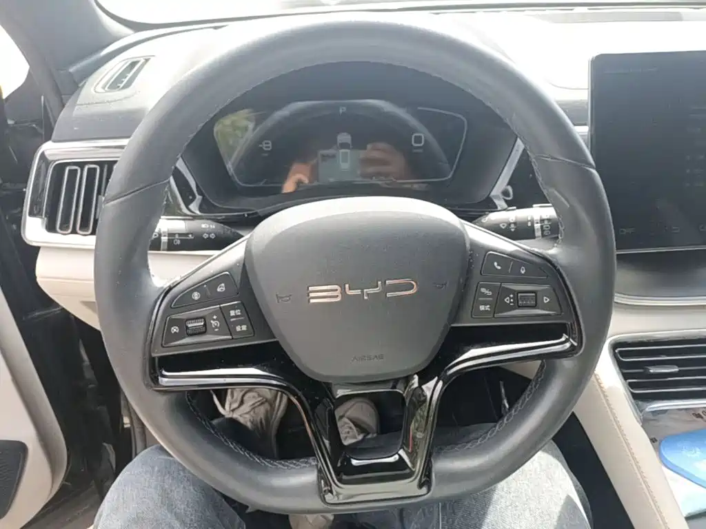 BYD PLUS New Energy — миниатюра 11