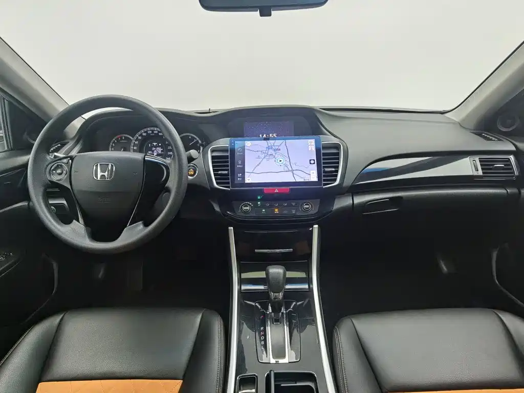 Honda Accord — миниатюра 5