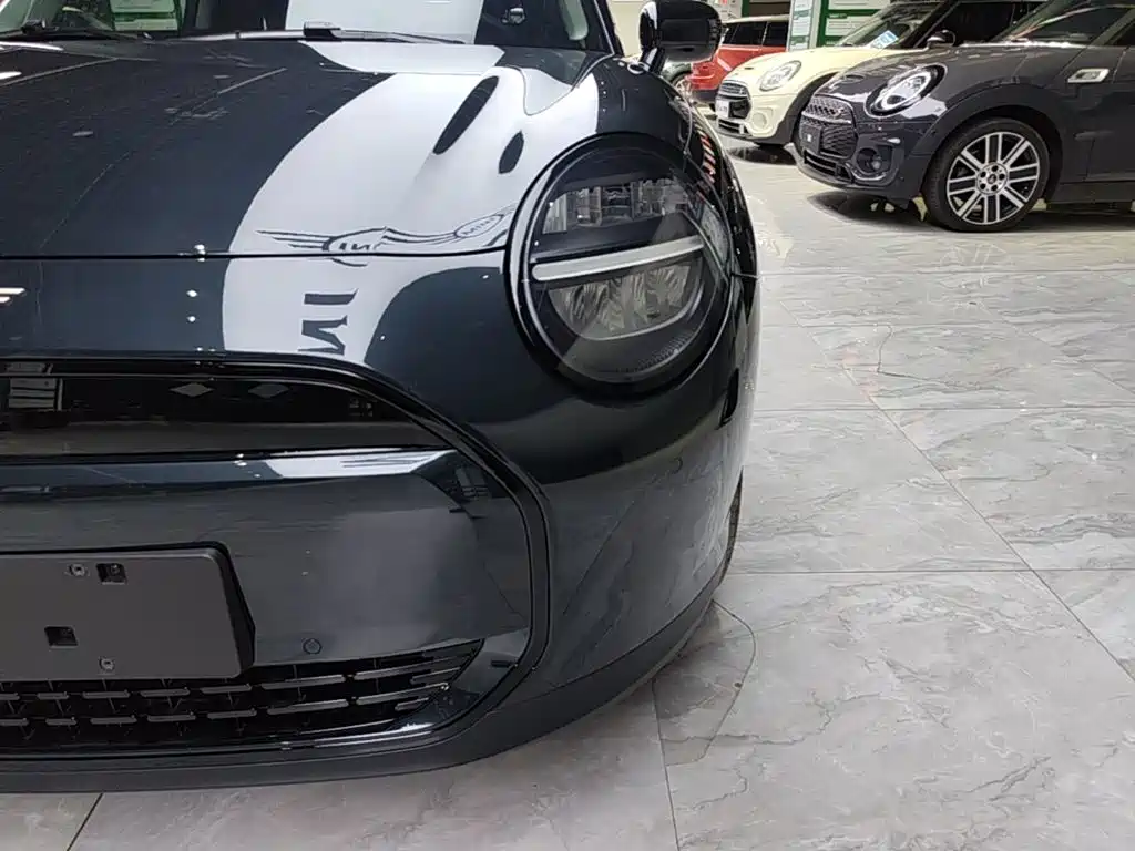 MINI MINI COOPER EV — миниатюра 24