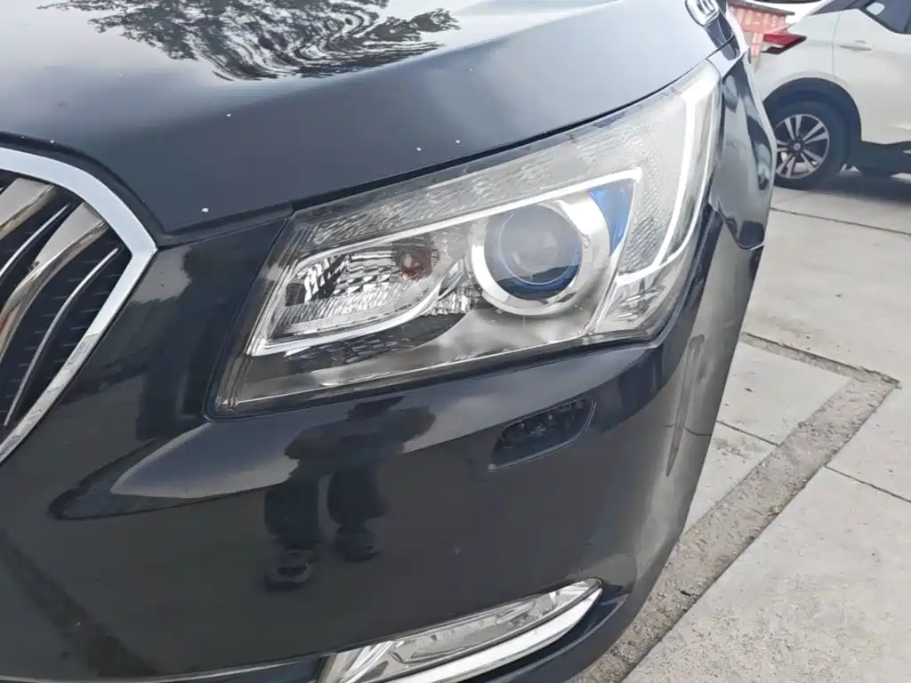 Buick LaCrosse — миниатюра 24