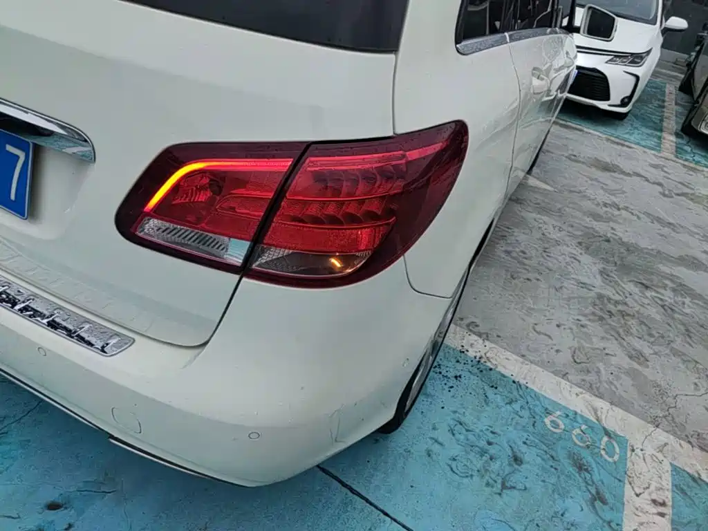 Mercedes-Benz B-Class — миниатюра 24