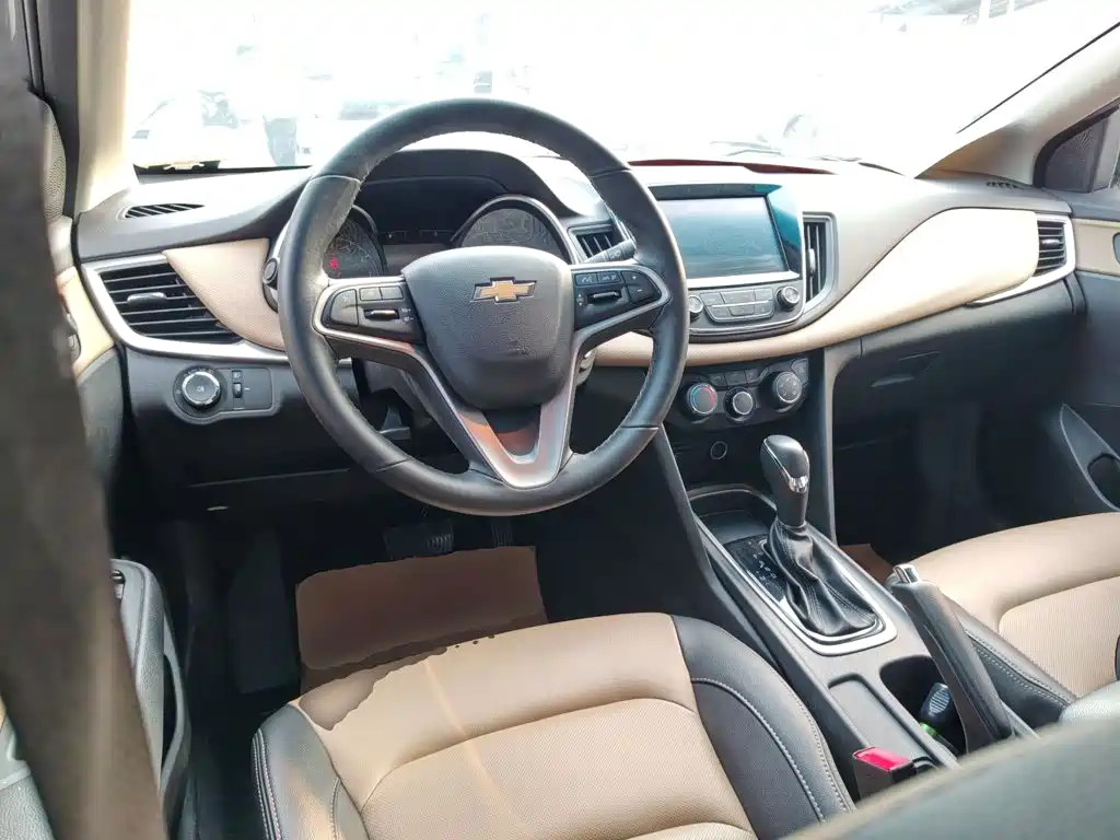 Chevrolet Monza — миниатюра 10