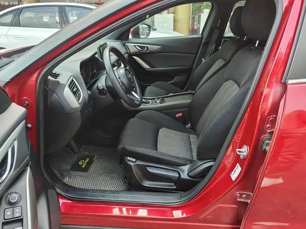 Mazda CX-4 2018 2.0L AT V