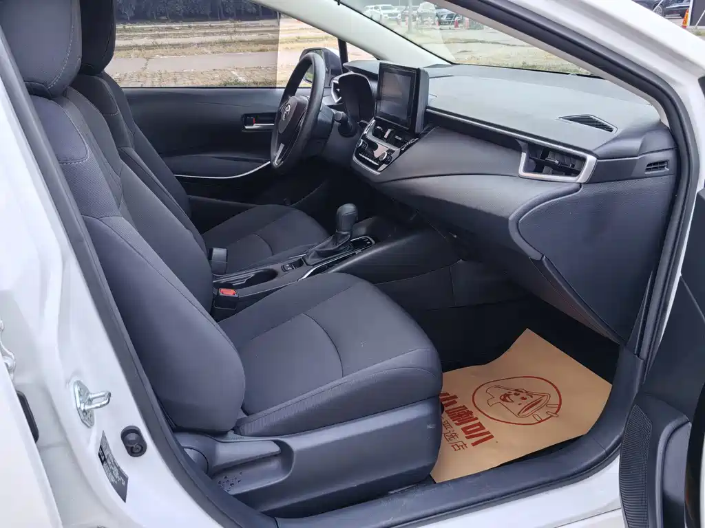 Toyota Corolla — миниатюра 12