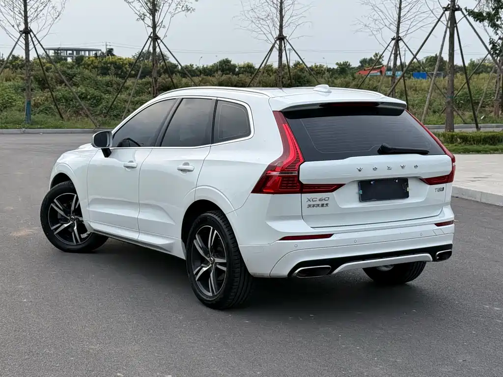 Volvo XC60 — миниатюра 4