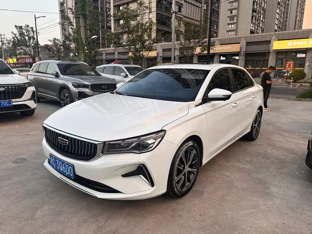 Geely Emgrand — миниатюра 2