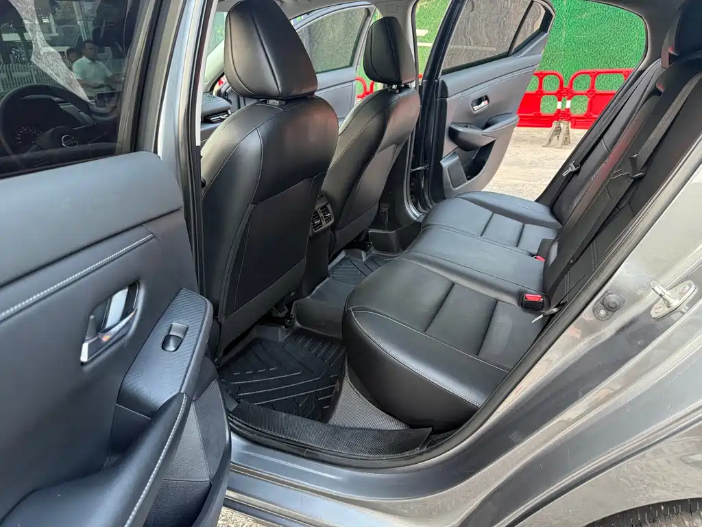 Nissan Sylphy — миниатюра 7