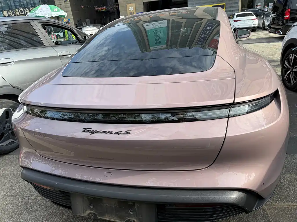 Porsche Taycan — миниатюра 15