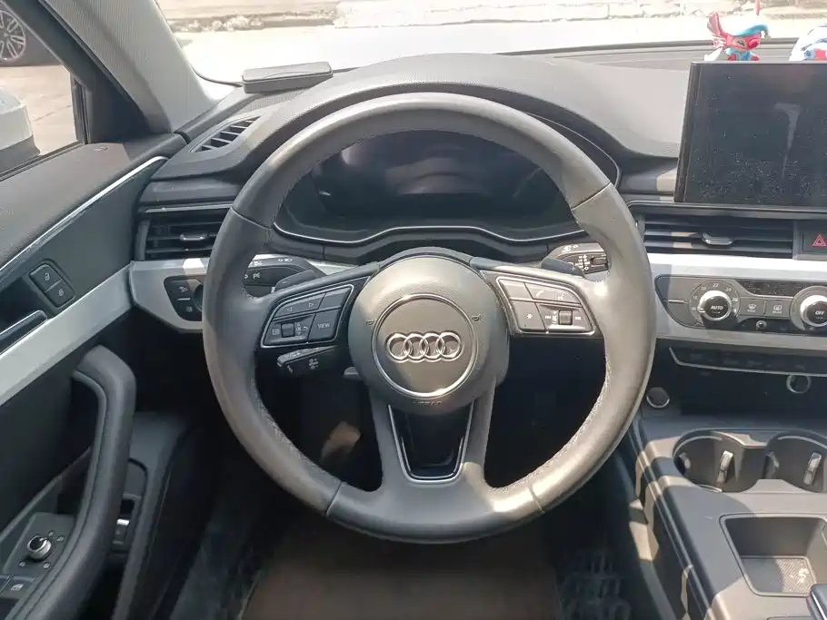 Audi A4L — миниатюра 15