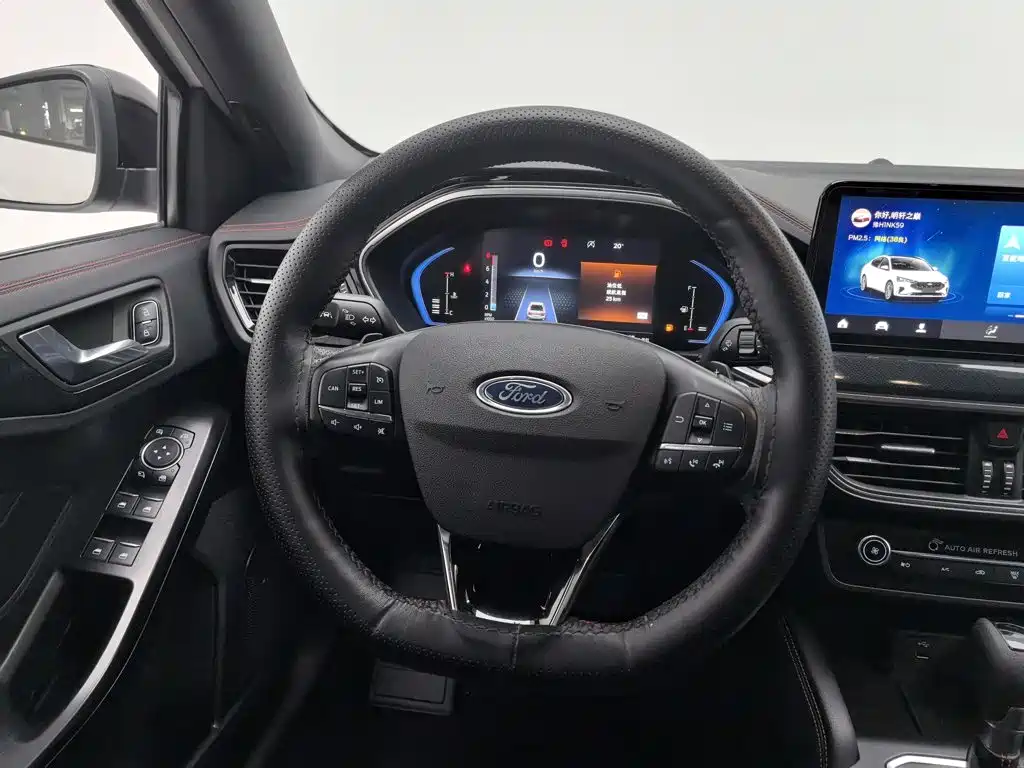 Ford Focus — миниатюра 11