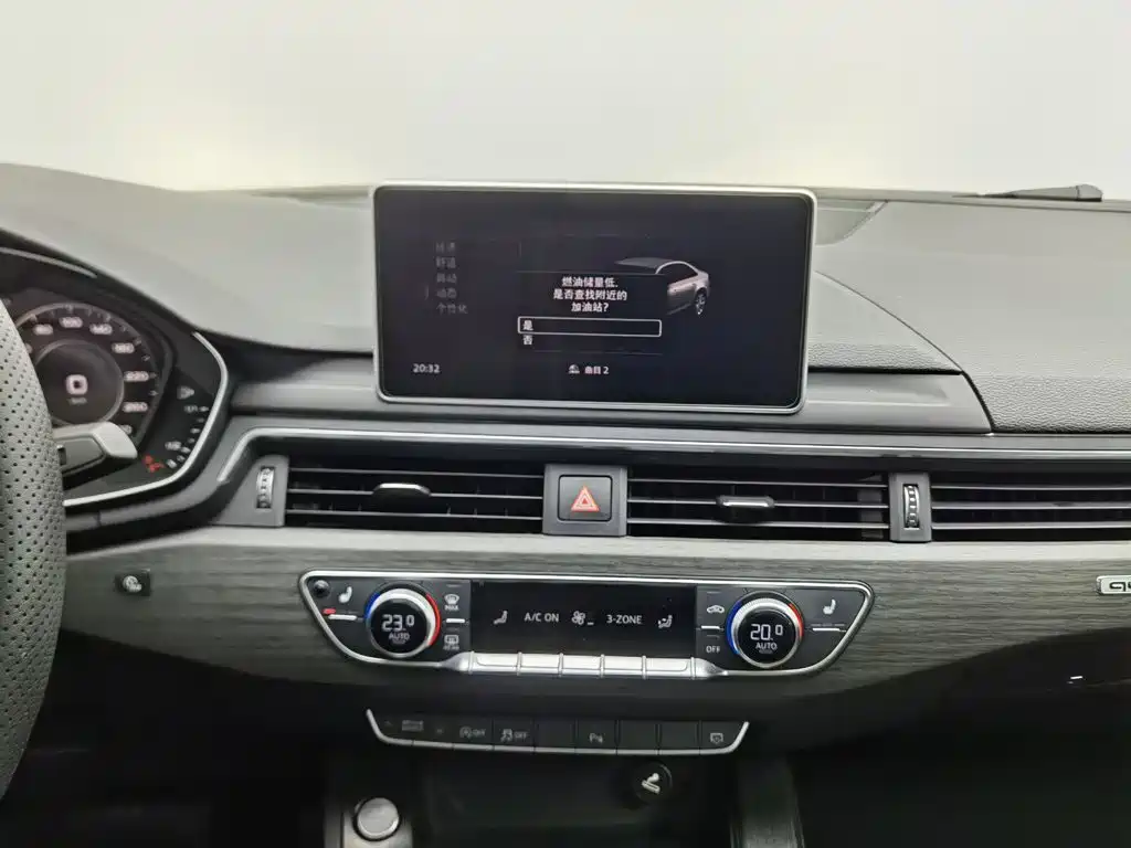 Audi A4L — миниатюра 12