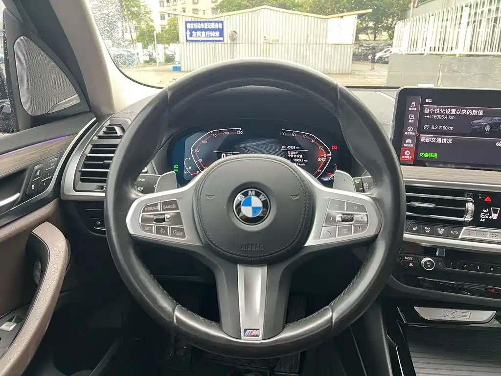 BMW X3 — миниатюра 9