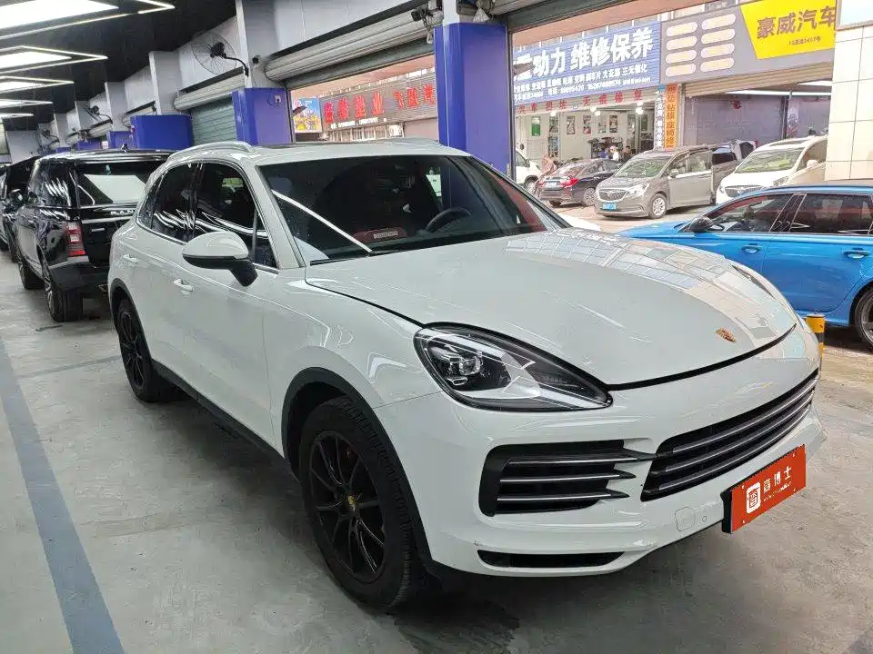 Porsche Cayenne — миниатюра 2
