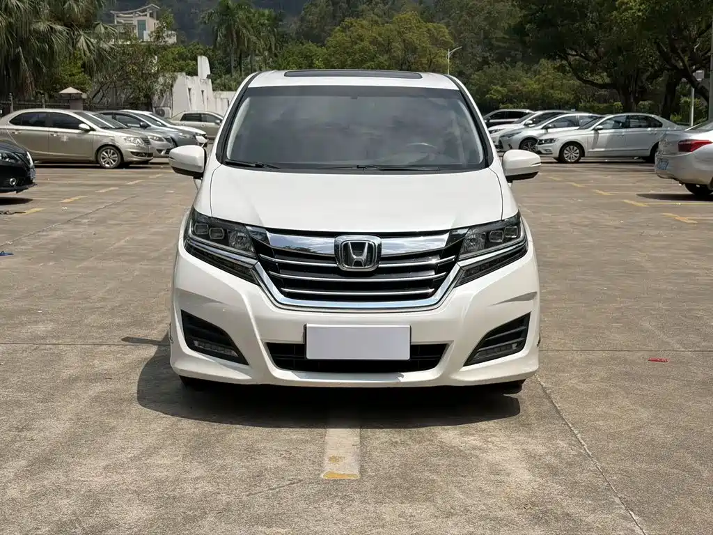 Honda Elysion — миниатюра 2