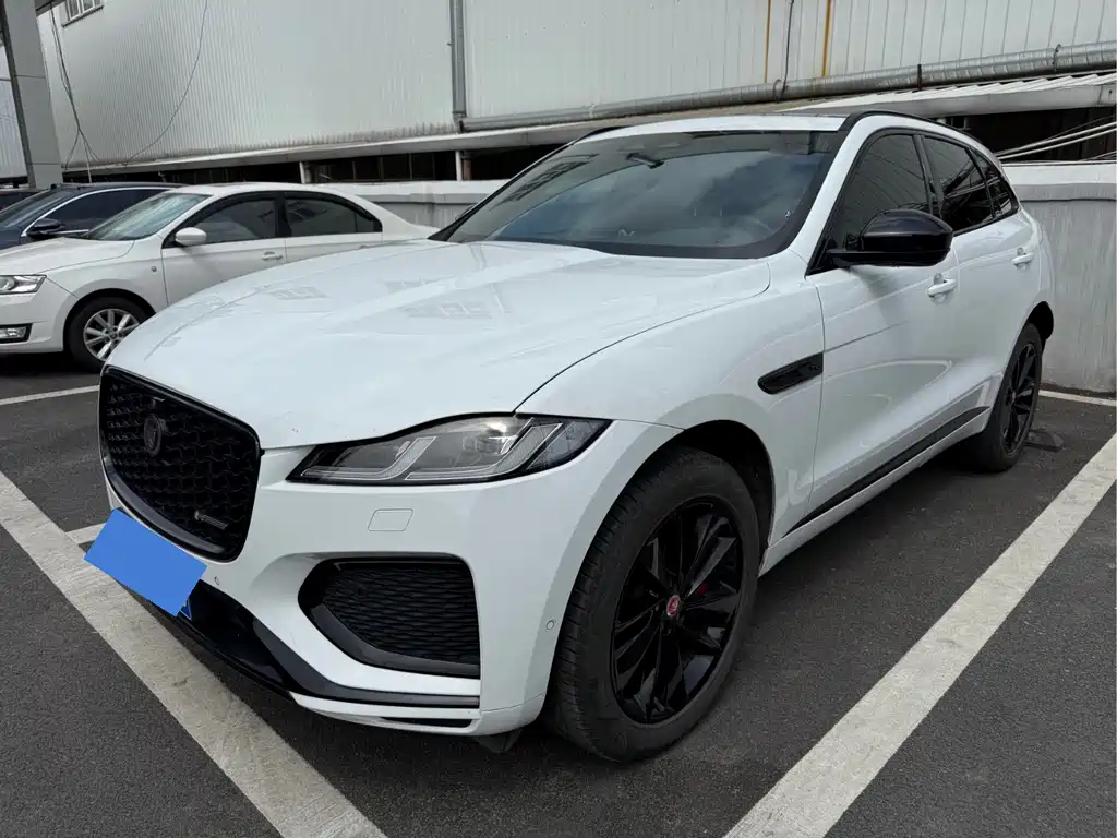 Jaguar F-PACE 2023