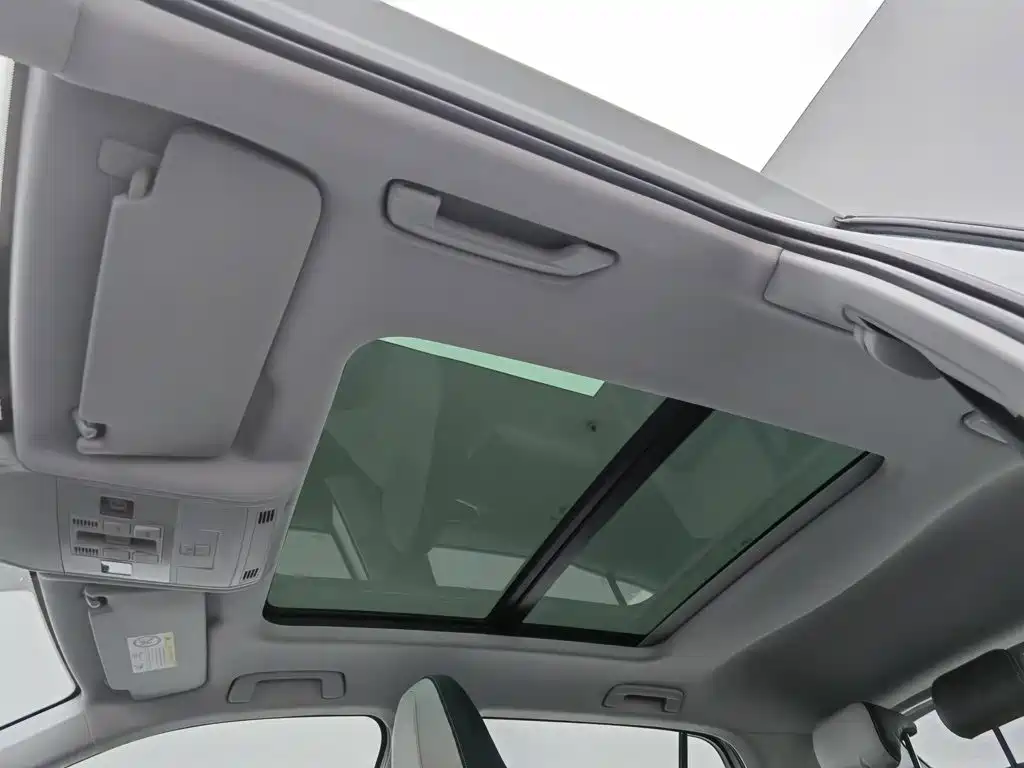 Volkswagen Tharu — миниатюра 14