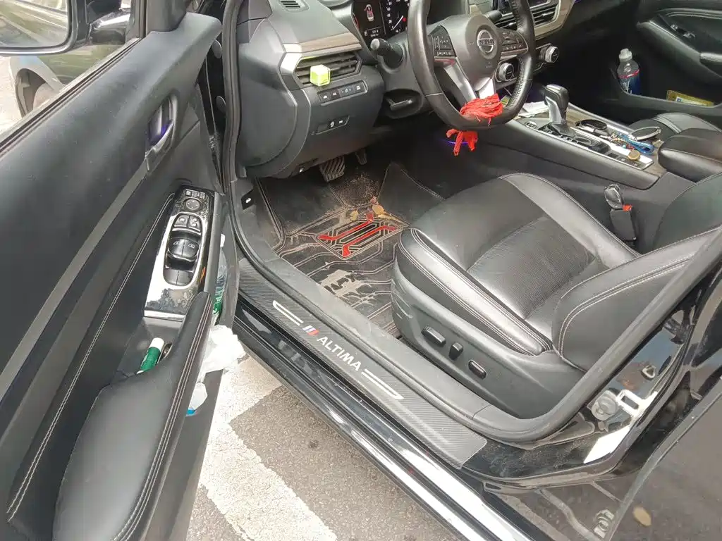Nissan Teana — миниатюра 12