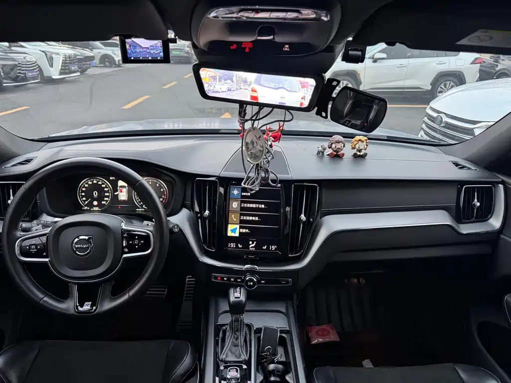 Volvo XC60 — миниатюра 12