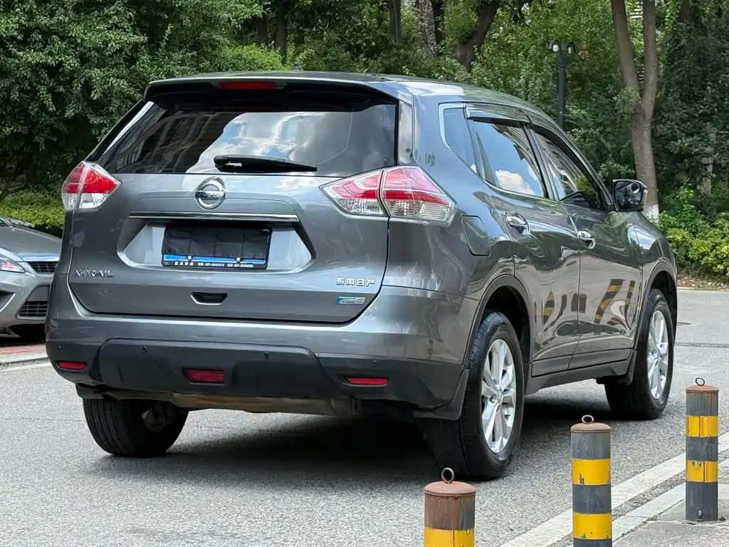 Nissan X-Trail — миниатюра 5