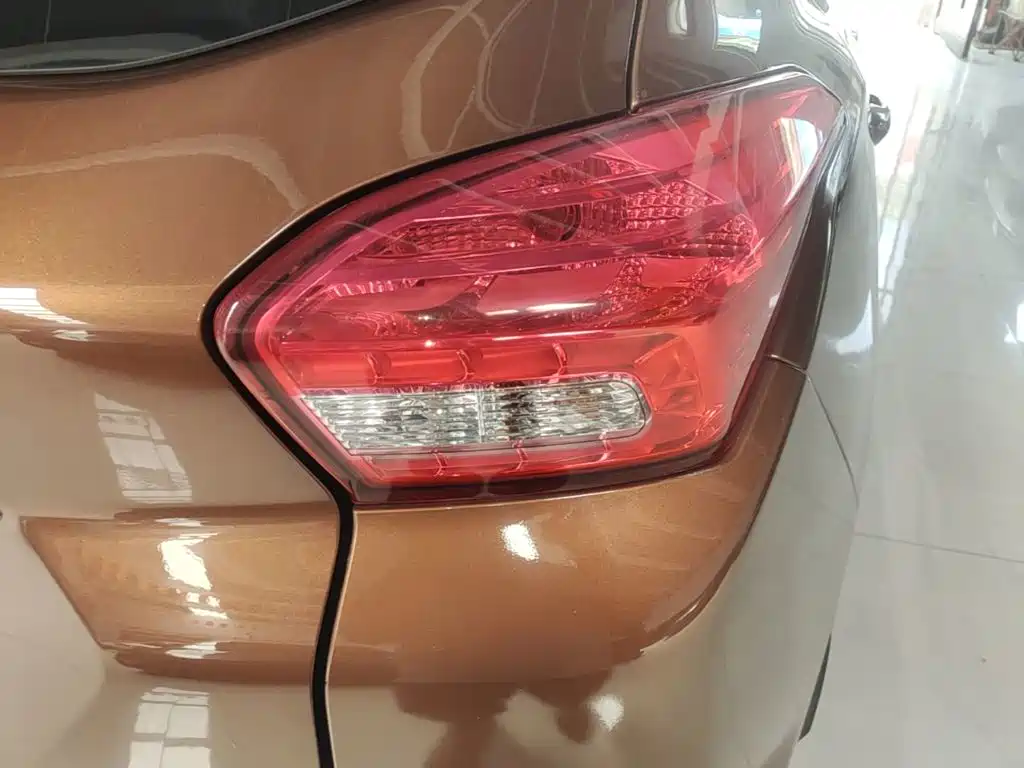 BAIC Senova X35 — миниатюра 8