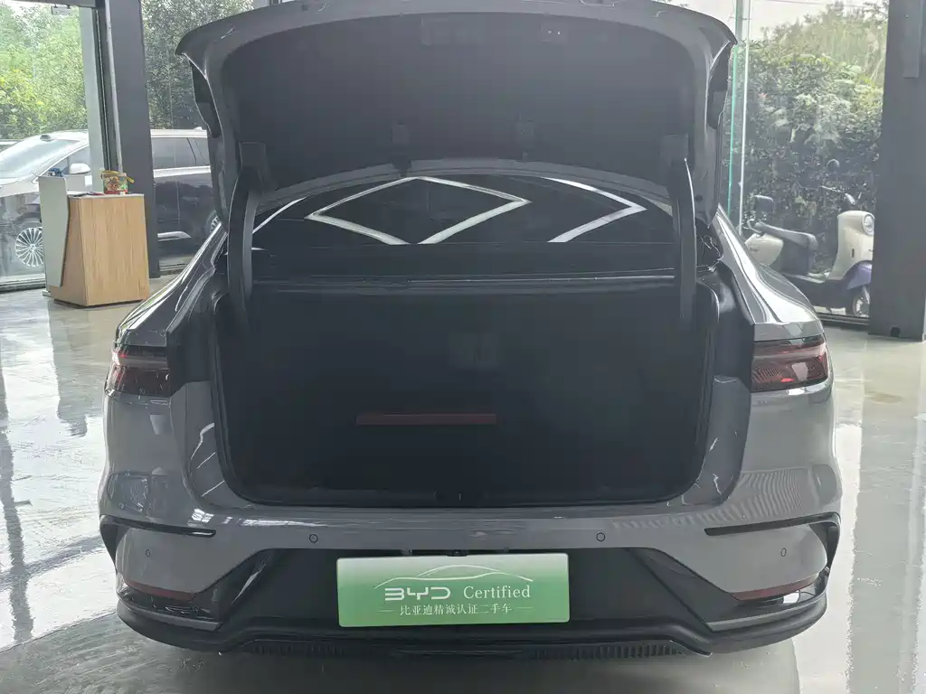 BYD Han — миниатюра 14