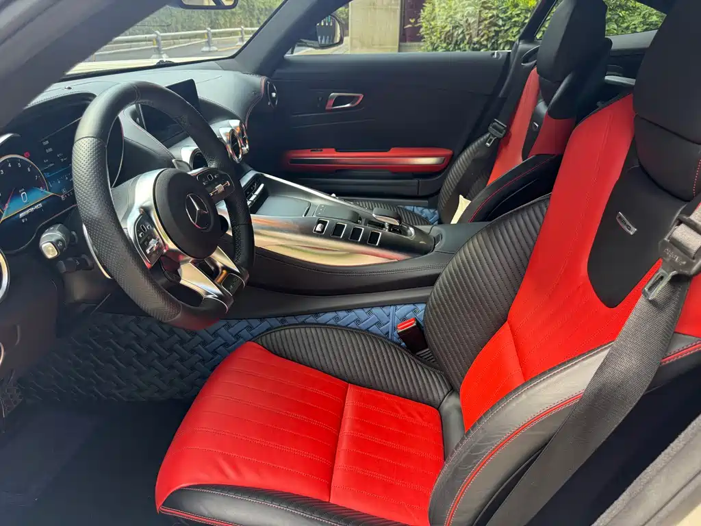 Mercedes-Benz AMG GT — миниатюра 11