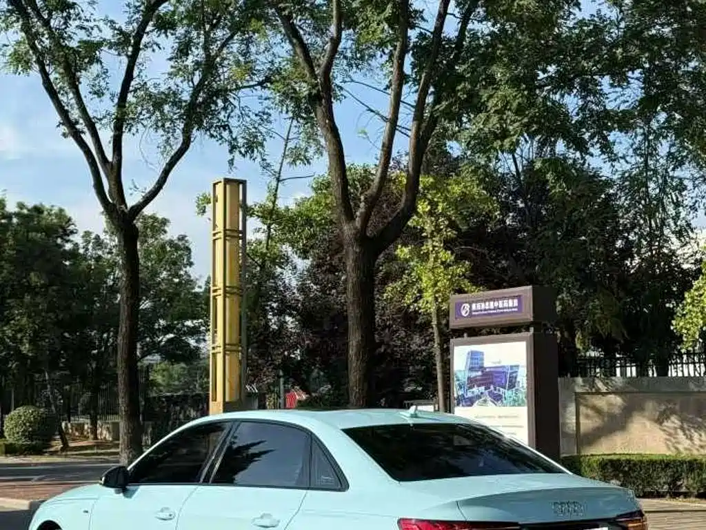 Audi A4L — миниатюра 4
