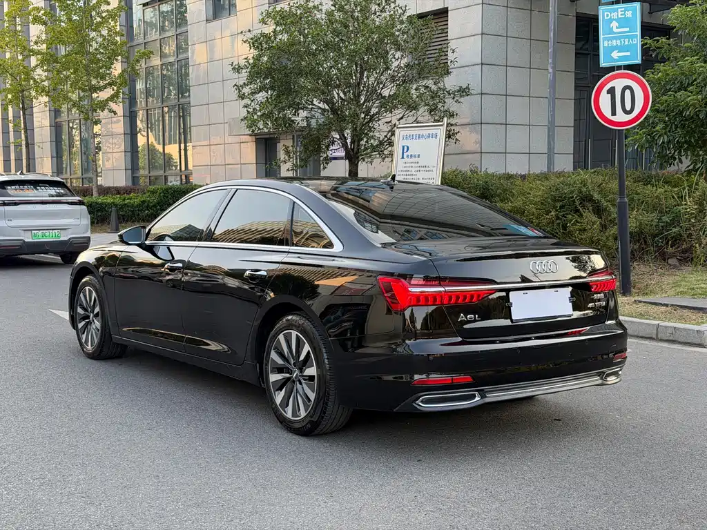 Audi A6L — миниатюра 4