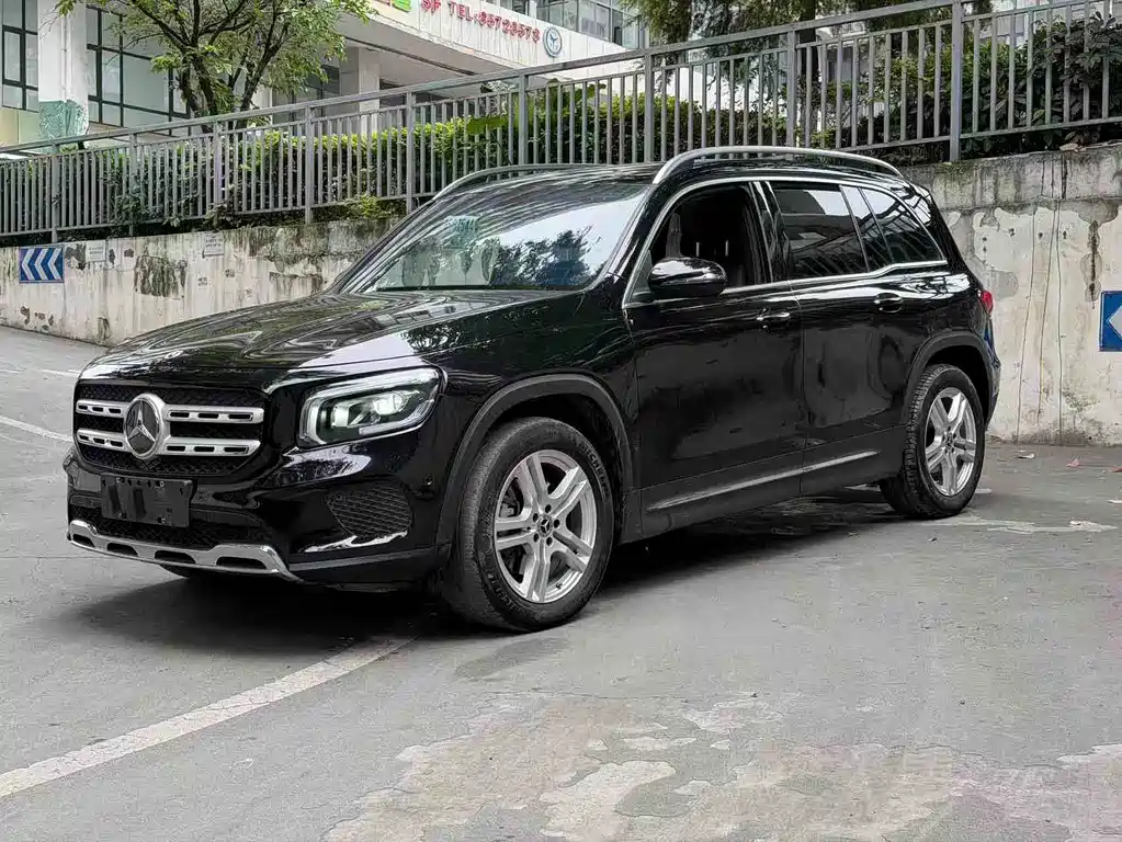 Mercedes-Benz GLB 2024