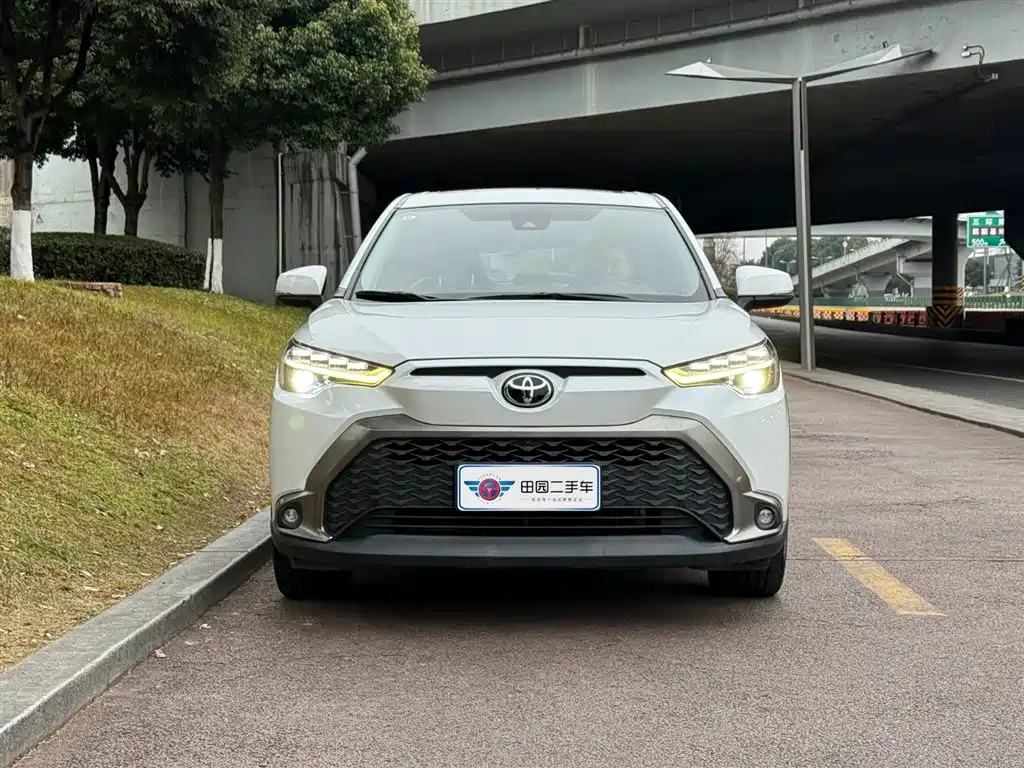 TOYOTA FENGLANDA