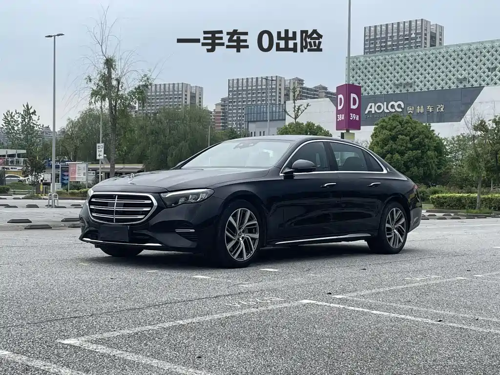 Mercedes-Benz E-Class 2024