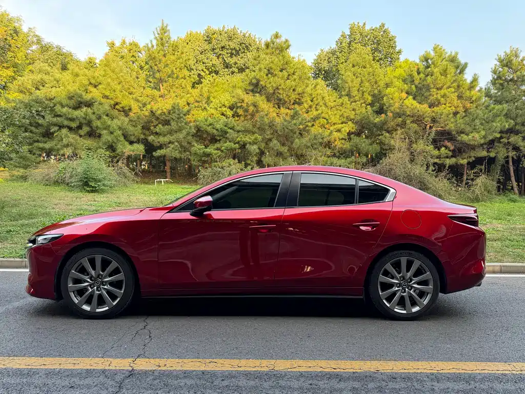 Mazda 3 Axela — миниатюра 3