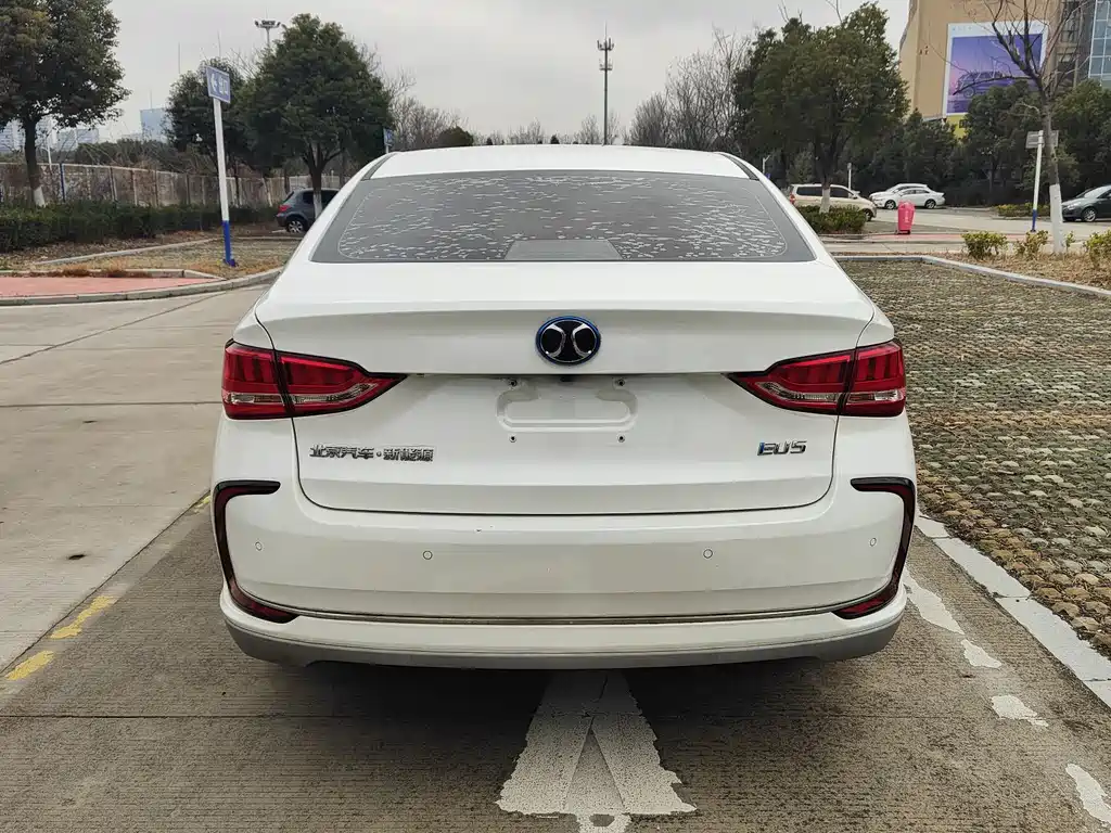 BAIC BEIJING EU5