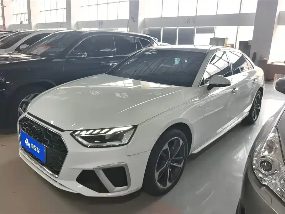 Audi A4L 2022