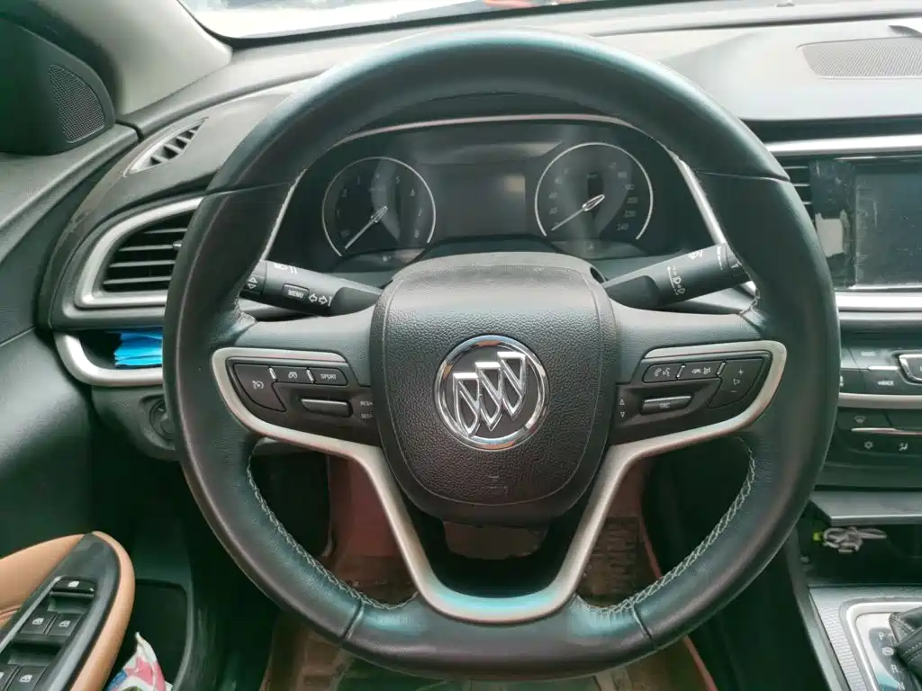 Buick Excelle — миниатюра 6