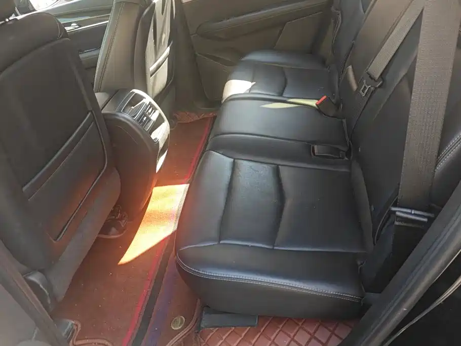 Cadillac XT5 — миниатюра 11
